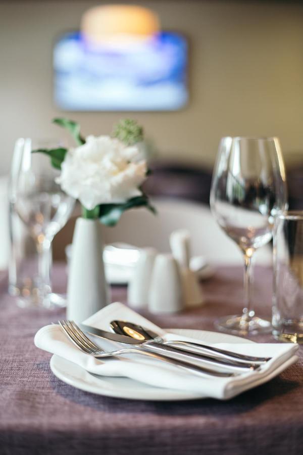 Central Point Hotel Beograd Bagian luar foto