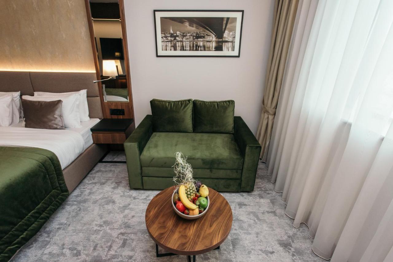 Central Point Hotel Beograd Bagian luar foto