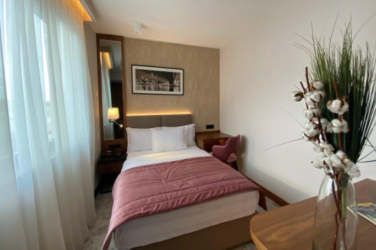 Central Point Hotel Beograd Bagian luar foto