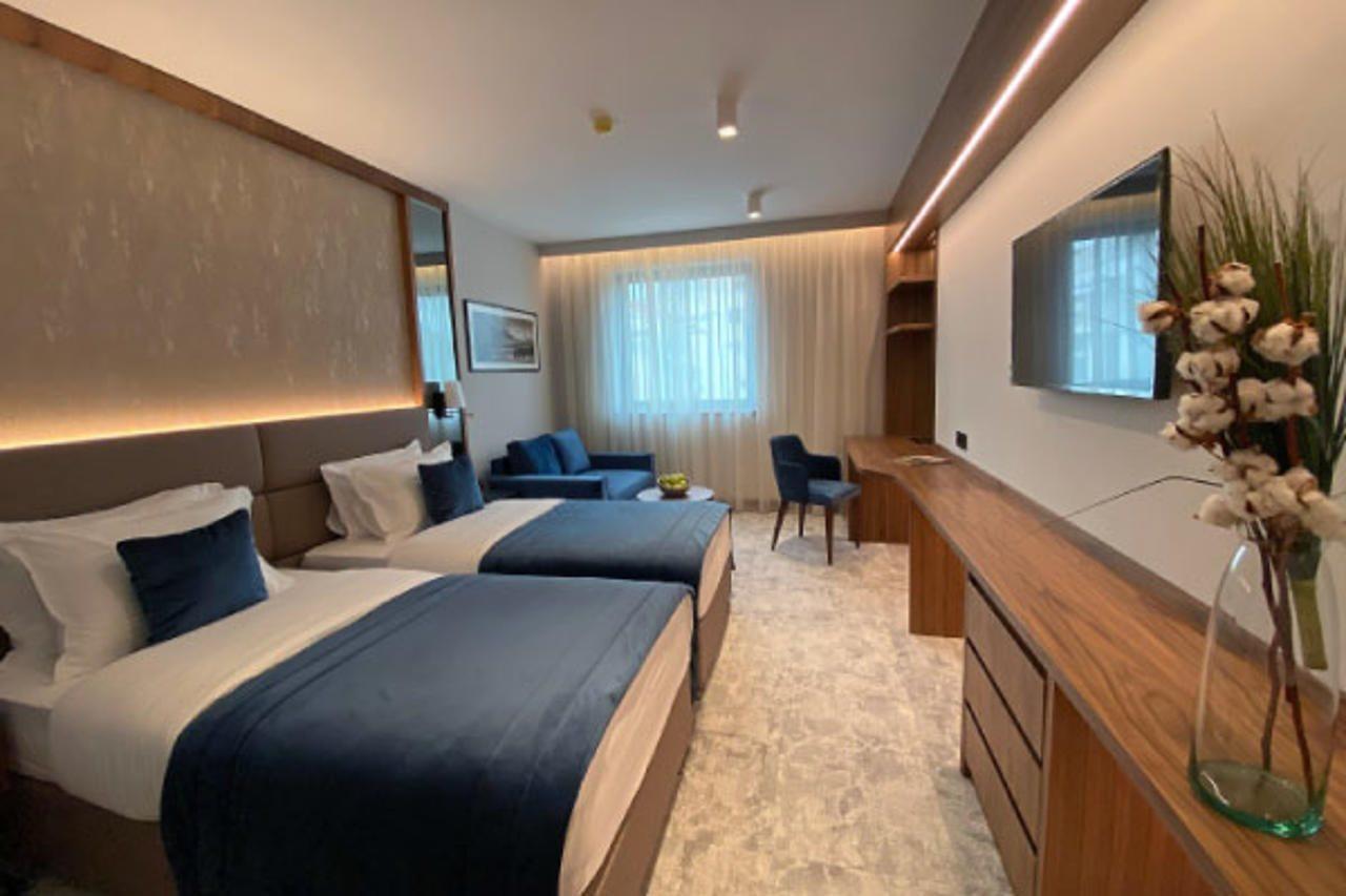 Central Point Hotel Beograd Bagian luar foto
