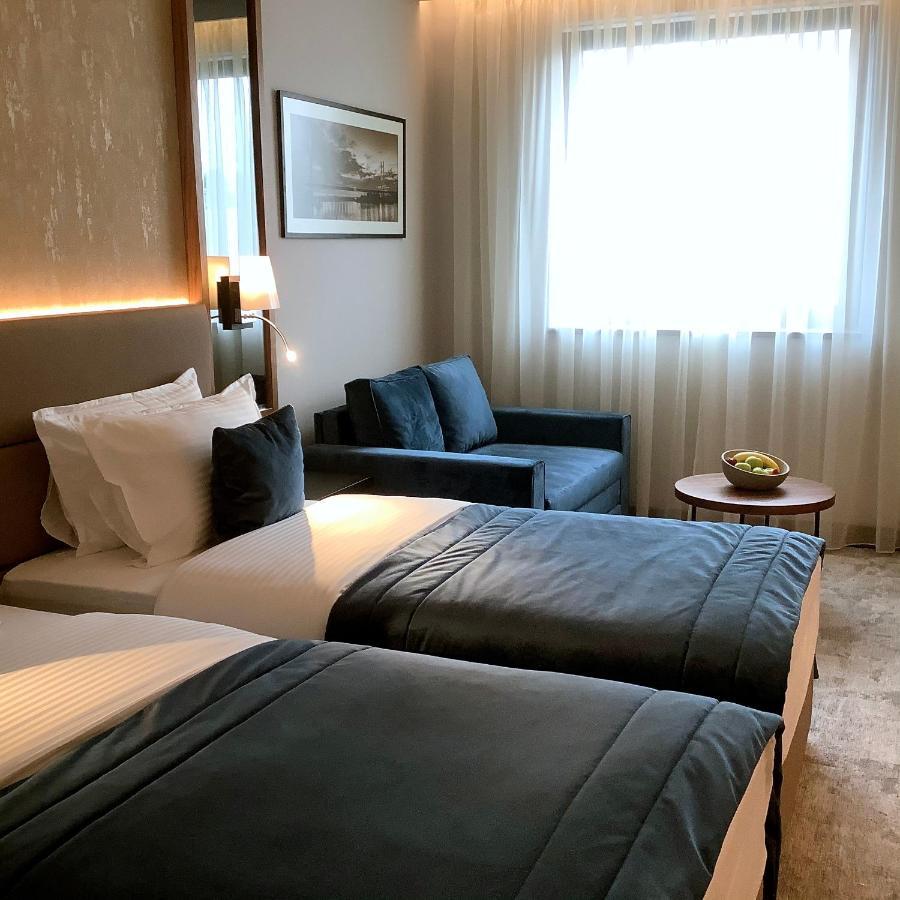 Central Point Hotel Beograd Bagian luar foto